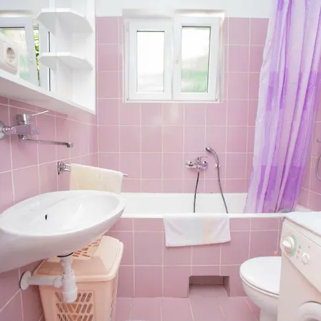 Branko Lemac Apartment